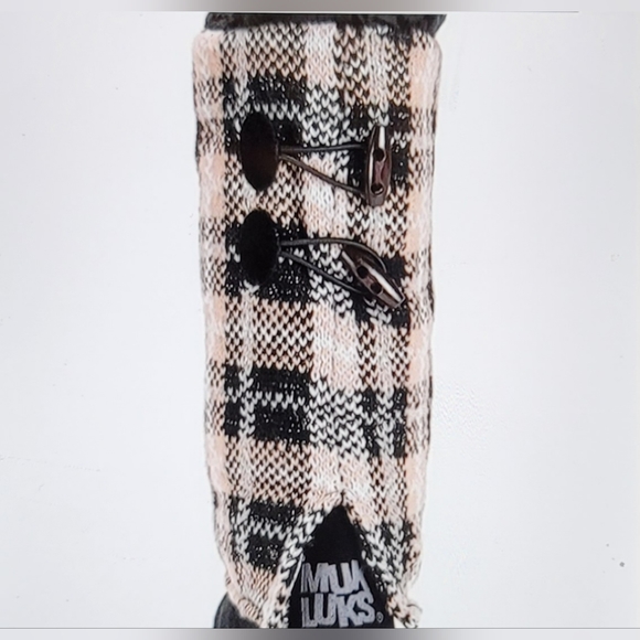 NWT MUKLUK RUGGED SOLE KNIT DETAIL FAUX FUR INTERIOR TOGGLE ACCENT SIZE 8 - Picture 3 of 10